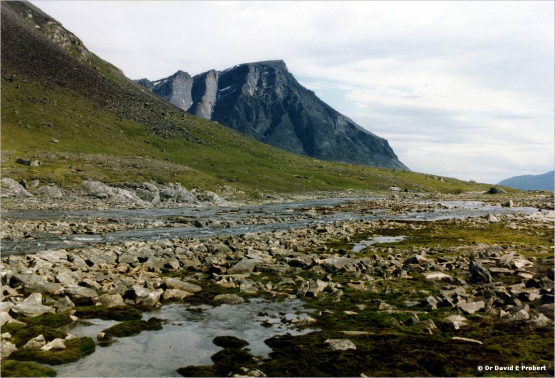 image026