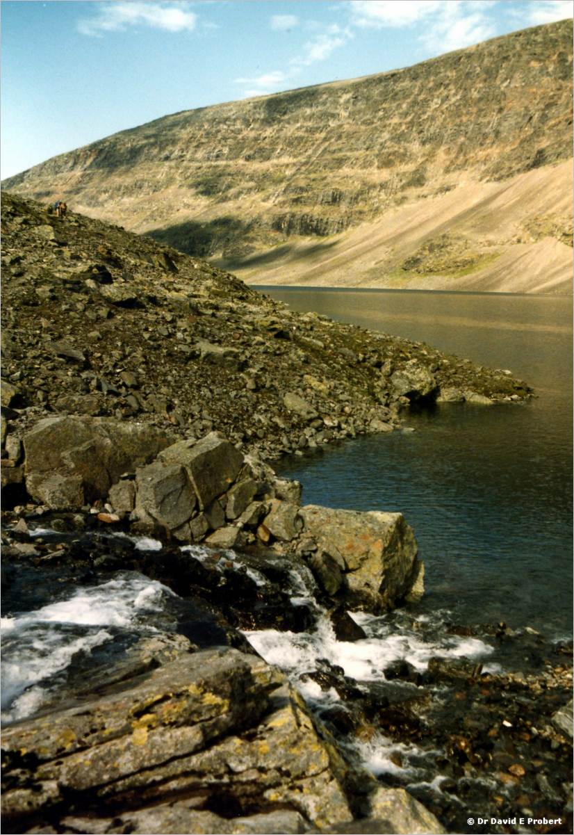 image027