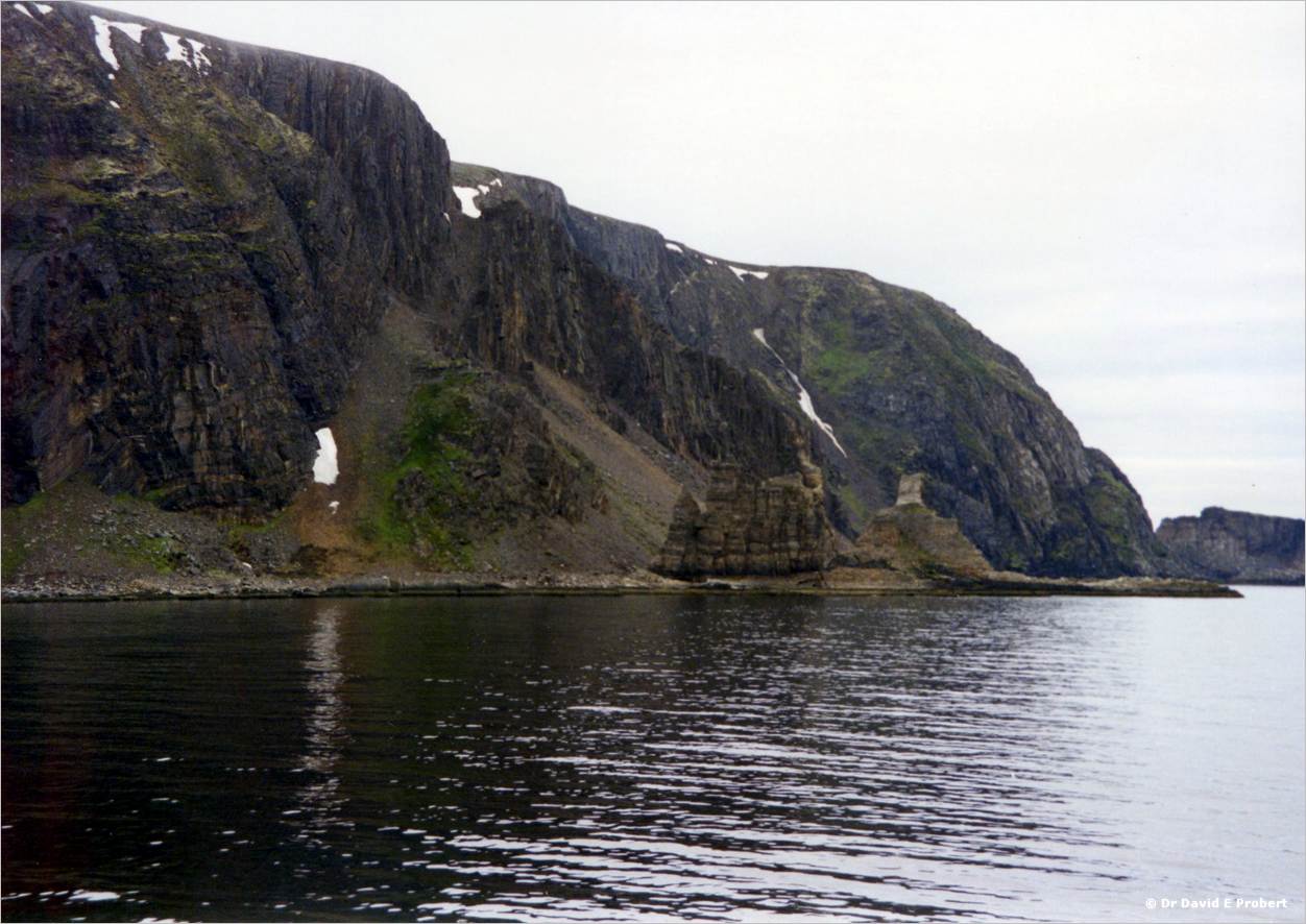 image044